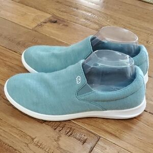 Merinos Women's Slip-Ons Mist Green